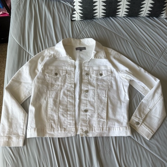 Just USA White Jean Jacket Silver Buttons - Picture 1 of 12